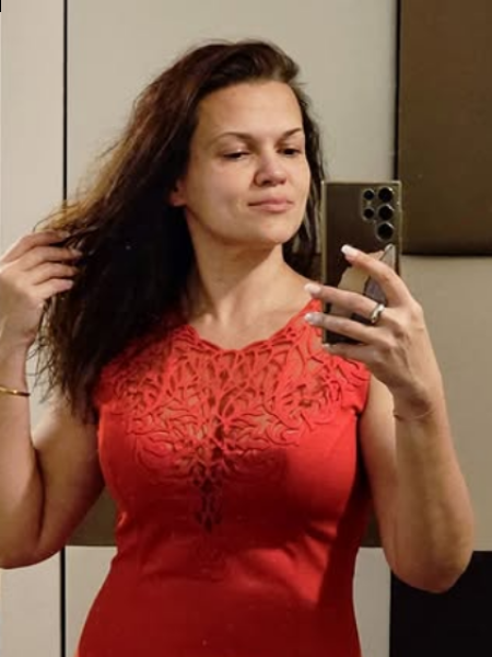 Irina (Pontarlier) / Réf. 92725 / Adhérente Agence Amélie