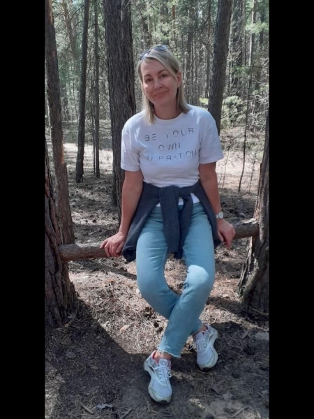 Oksana (Cannes) / Réf. 92777 / Adhérente Agence Amélie