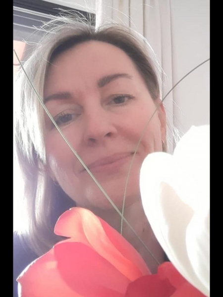 Oksana (Cannes) / Réf. 92777 / Adhérente Agence Amélie