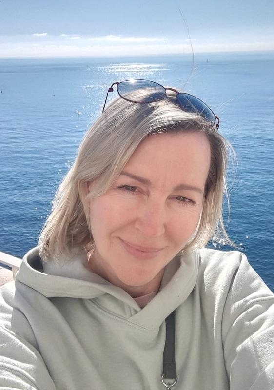 Photo de Oksana (Cannes) / Réf. 92777 / Agence Amélie