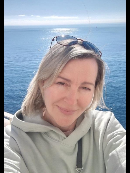 Oksana (Cannes) / Réf. 92777 / Adhérente Agence Amélie