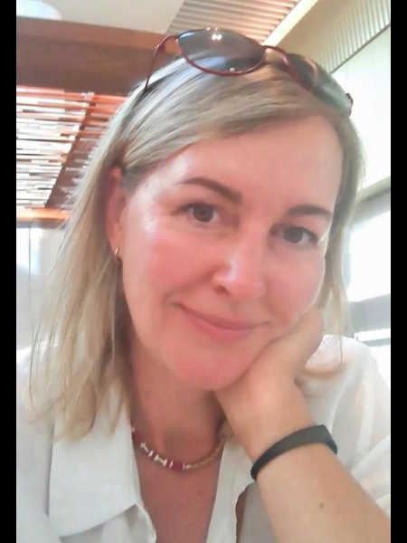 Oksana (Cannes) / Réf. 92777 / Adhérente Agence Amélie