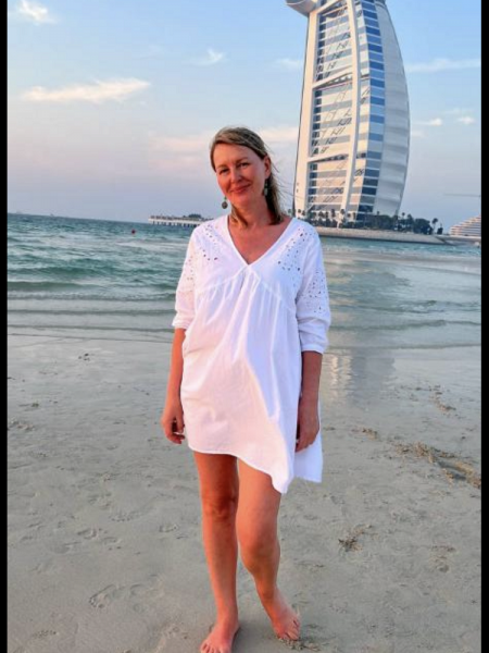 Oksana (Cannes) / Réf. 92777 / Adhérente Agence Amélie