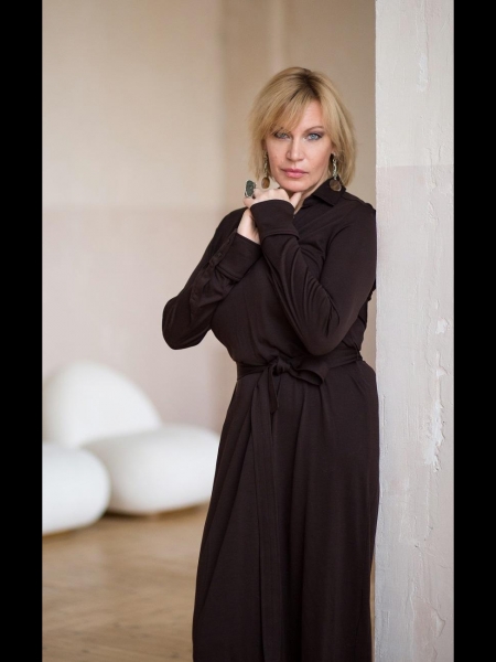 Julia / Réf. 92759 / Adhérente Agence Amélie