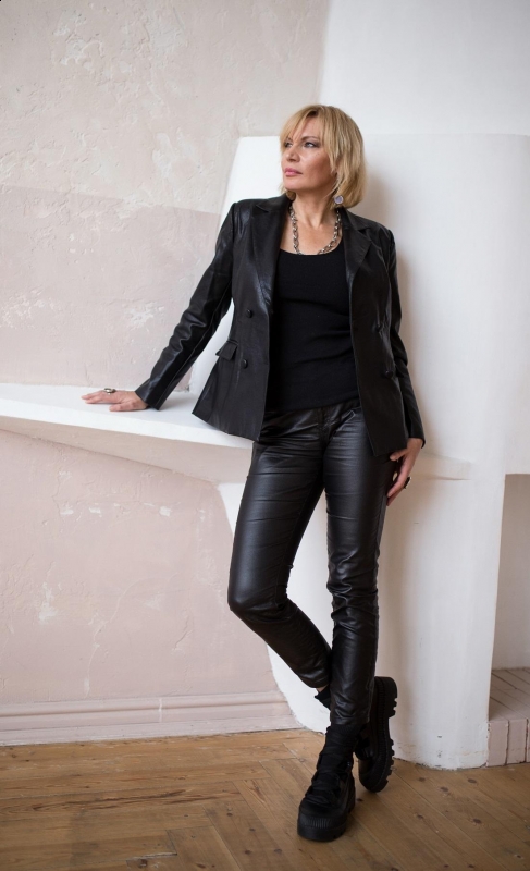 Photo de Julia / Réf. 92759 / Agence Amélie