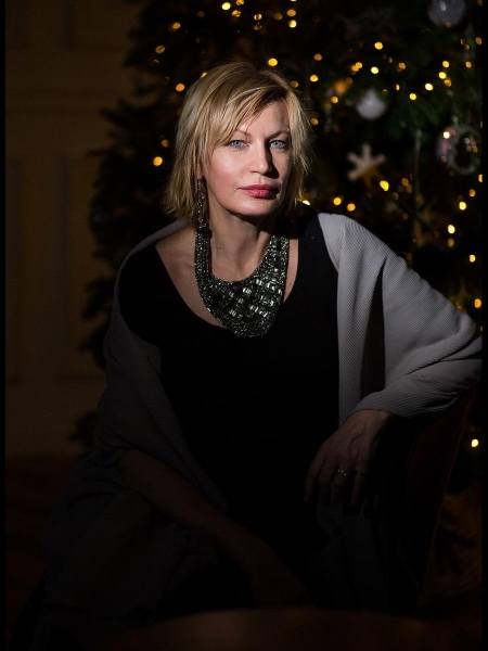 Julia / Réf. 92759 / Adhérente Agence Amélie