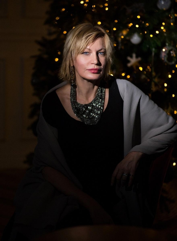 Photo de Julia / Réf. 92759 / Agence Amélie