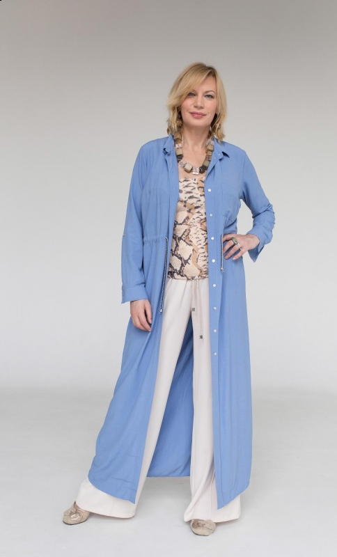 Photo de Julia / Réf. 92759 / Agence Amélie