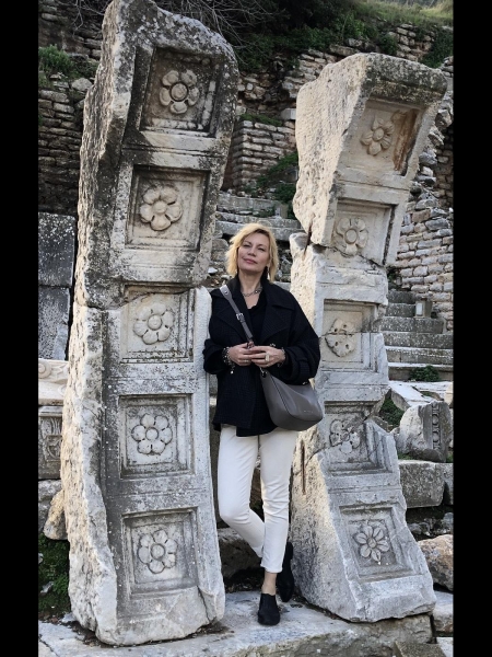 Julia / Réf. 92759 / Adhérente Agence Amélie