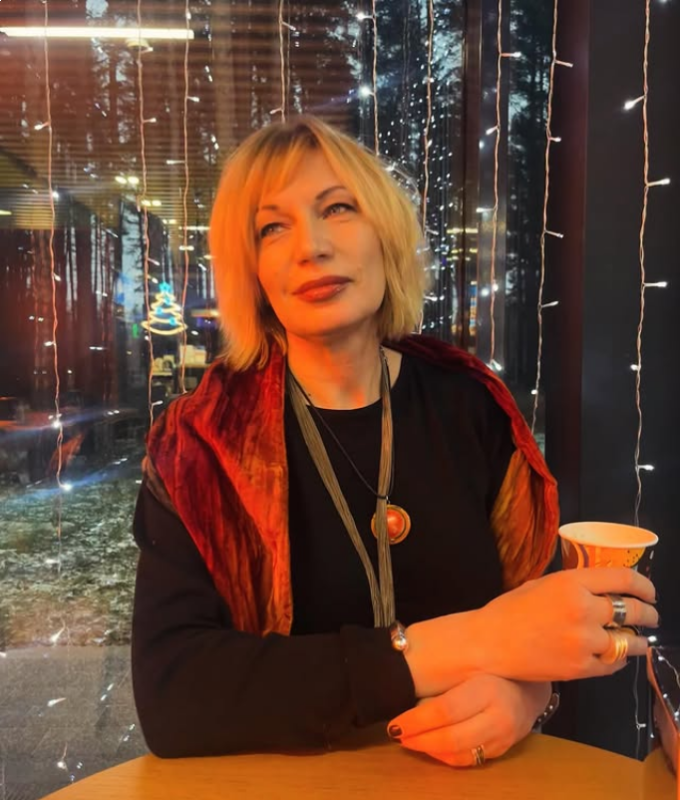 Photo de Julia / Réf. 92759 / Agence Amélie