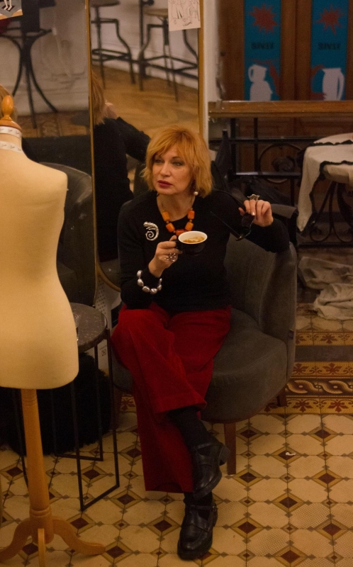 Photo de Julia / Réf. 92759 / Agence Amélie