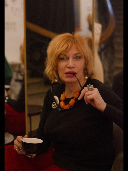 Julia / Réf. 92759 / Adhérente Agence Amélie