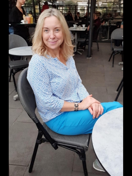 Elena (Nice) / Réf. 92781 / Adhérente Agence Amélie