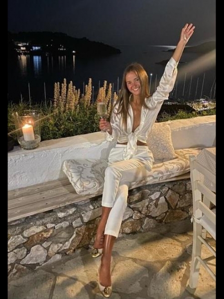 Kristina (Chypre) / Réf. 92802 / Adhérente Agence Amélie