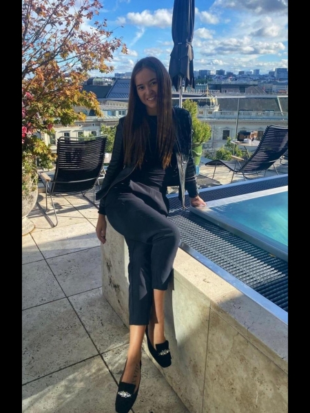 Kristina (Chypre) / Réf. 92802 / Adhérente Agence Amélie