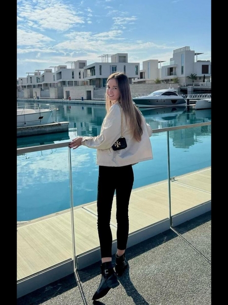 Kristina (Chypre) / Réf. 92802 / Adhérente Agence Amélie