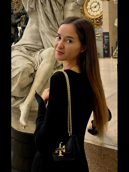 Kristina (Chypre) / Réf. 92802 / Adhérente Agence Amélie