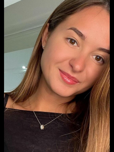 Kristina (Chypre) / Réf. 92802 / Adhérente Agence Amélie