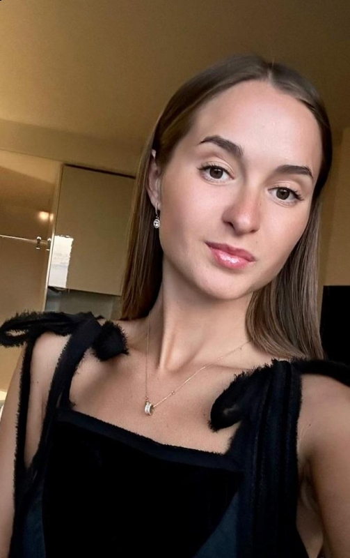 Photo de Kristina (Chypre) / Réf. 92802 / Agence Amélie