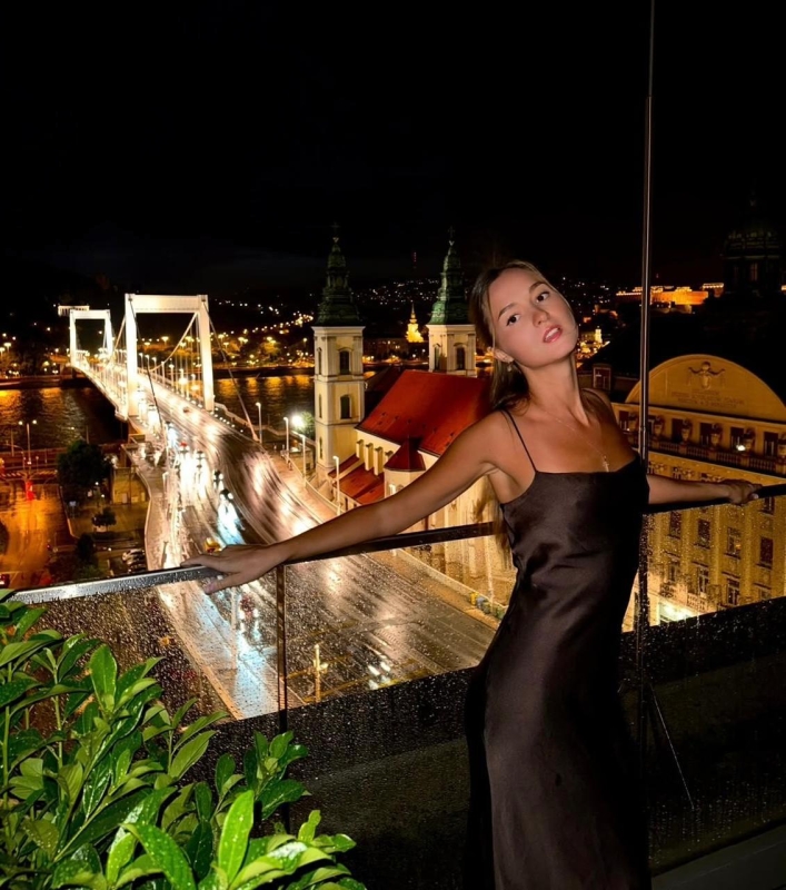 Photo de Kristina (Chypre) / Réf. 92802 / Agence Amélie