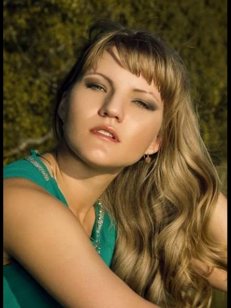 Olga (Paris) / Réf. 92822 / Adhérente Agence Amélie