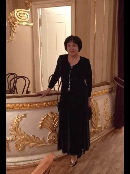Olga (Espagne) / Réf. 92823 / Adhérente Agence Amélie