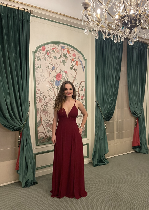 Photo de Olga (Paris) / Réf. 92827 / Agence Amélie