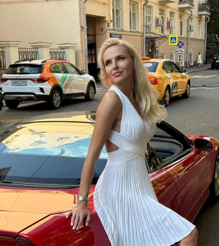 Photo de Ekaterina (bientôt à Cannes) / Réf. 92829 / Agence Amélie