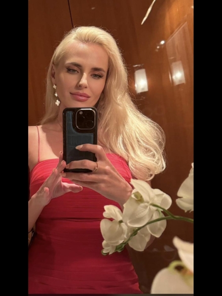 Ekaterina (maintenant à Cannes) / Réf. 92829 / Adhérente Agence Amélie