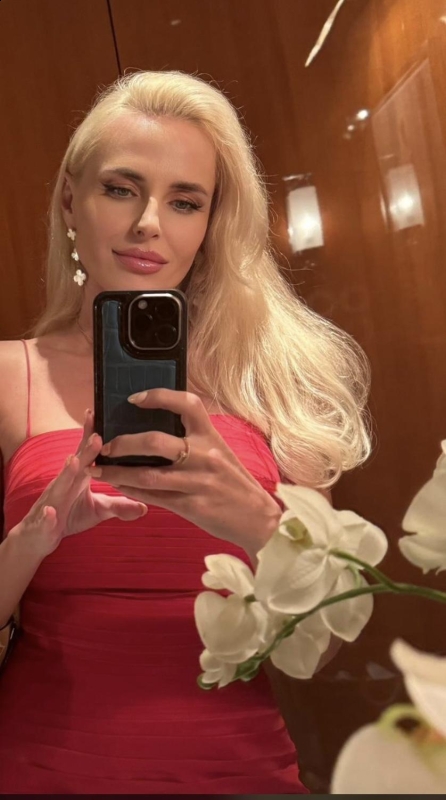 Photo de Ekaterina (maintenant à Cannes) / Réf. 92829 / Agence Amélie