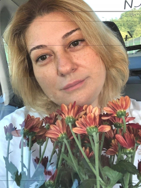 Irina / Réf. 92843 / Adhérente Agence Amélie