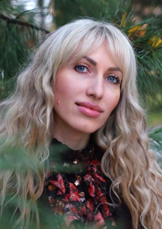 Photo de Maria (bientôt à Paris) / Réf. 92845 / Agence Amélie
