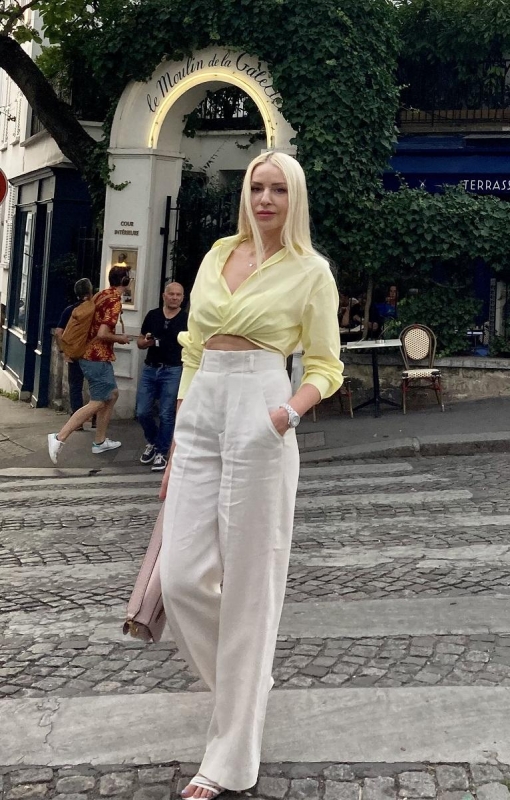 Photo de Natalia (Versailles) / Réf. 92850 / Agence Amélie