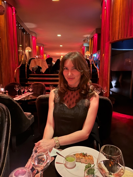 Elena (Paris) / Réf. 92863 / Adhérente Agence Amélie