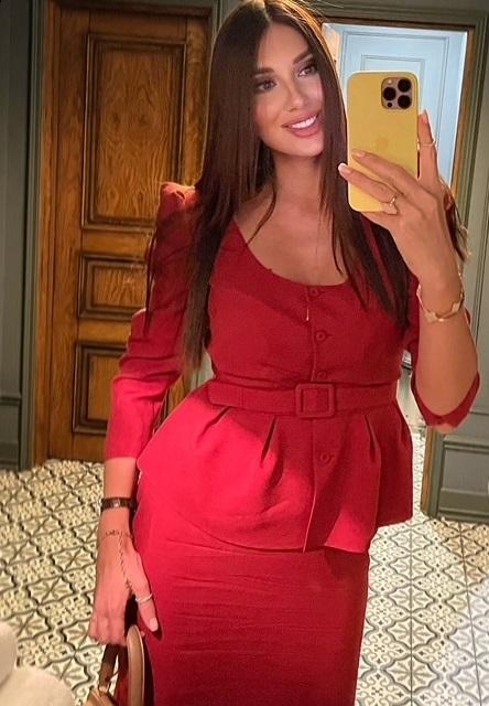 Photo de Evelina (souvent à Paris) / Réf. 92865 / Agence Amélie