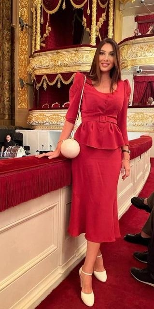 Photo de Evelina (souvent à Paris) / Réf. 92865 / Agence Amélie