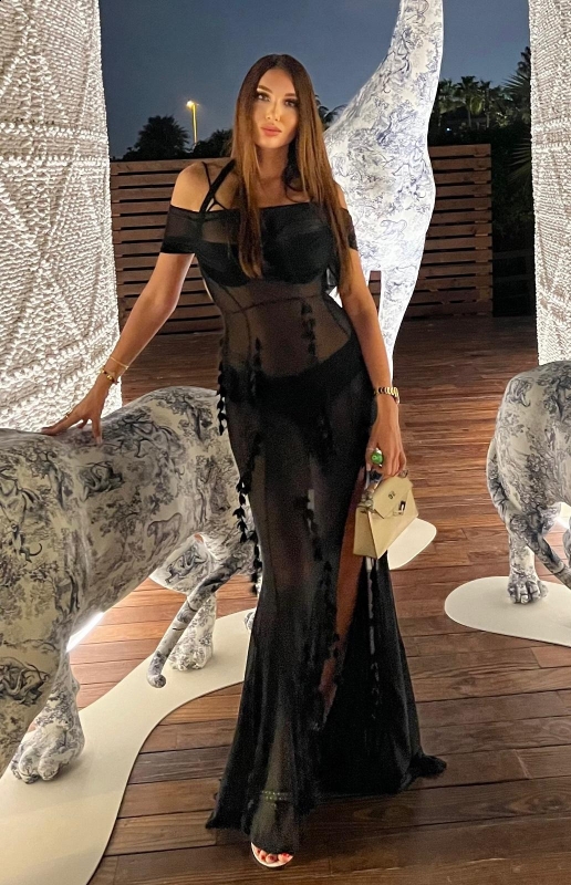 Photo de Evelina (souvent à Paris) / Réf. 92865 / Agence Amélie