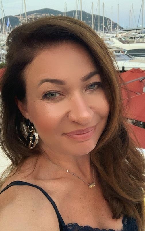 Photo de Elena (Cannes) / Réf. 92868 / Agence Amélie