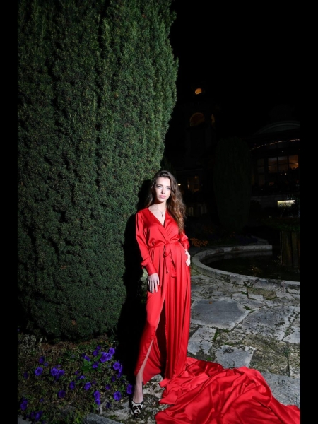 Sophia (Lausanne) / Réf. 92881 / Adhérente Agence Amélie