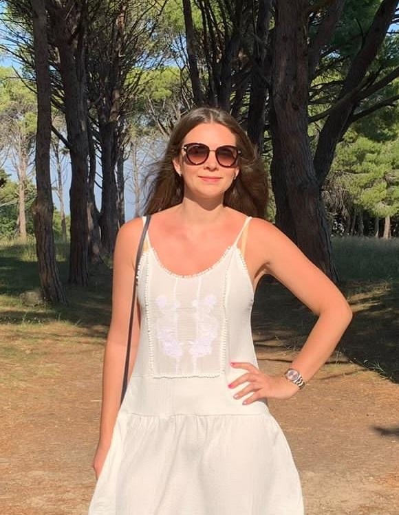 Photo de Olga (Antibes) / Réf. 92891 / Agence Amélie