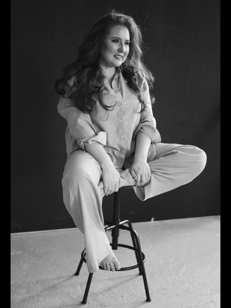 Irina / Réf. 92907 / Adhérente Agence Amélie