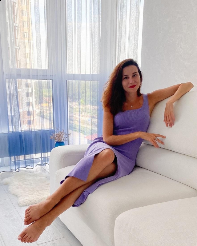 Photo de Natalya / Réf. 92908 / Agence Amélie