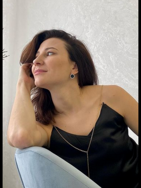 Natalya / Réf. 92908 / Adhérente Agence Amélie