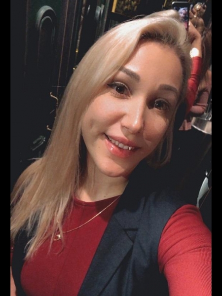 Natalia / Réf. 92910 / Adhérente Agence Amélie