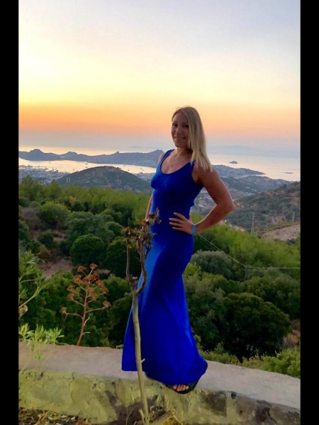 Natalia / Réf. 92910 / Adhérente Agence Amélie