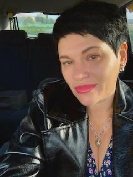 Irina (Angoulême) / Réf. 92913 / Adhérente Agence Amélie