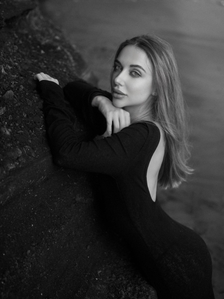 Maryna (Zurich) / Réf. 92918 / Adhérente Agence Amélie