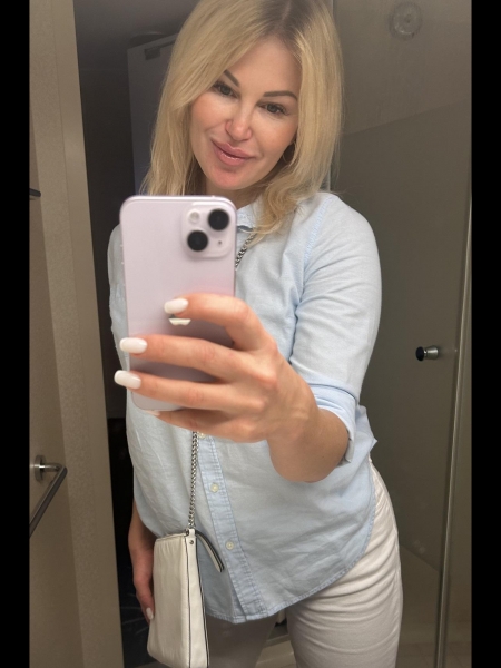 Olesia (USA) / Réf. 92920 / Adhérente Agence Amélie