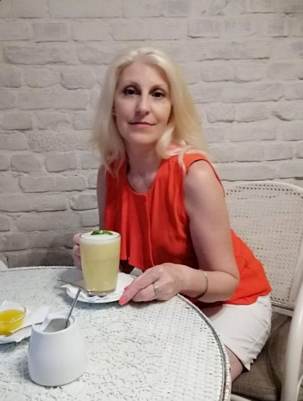 Photo de Svetlana (Lucerne) / Réf. 92921 / Agence Amélie