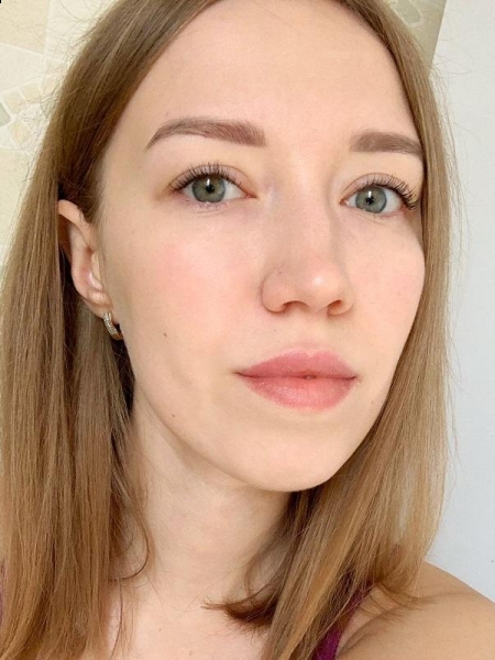 Ekaterina / Réf. 92933 / Adhérente Agence Amélie